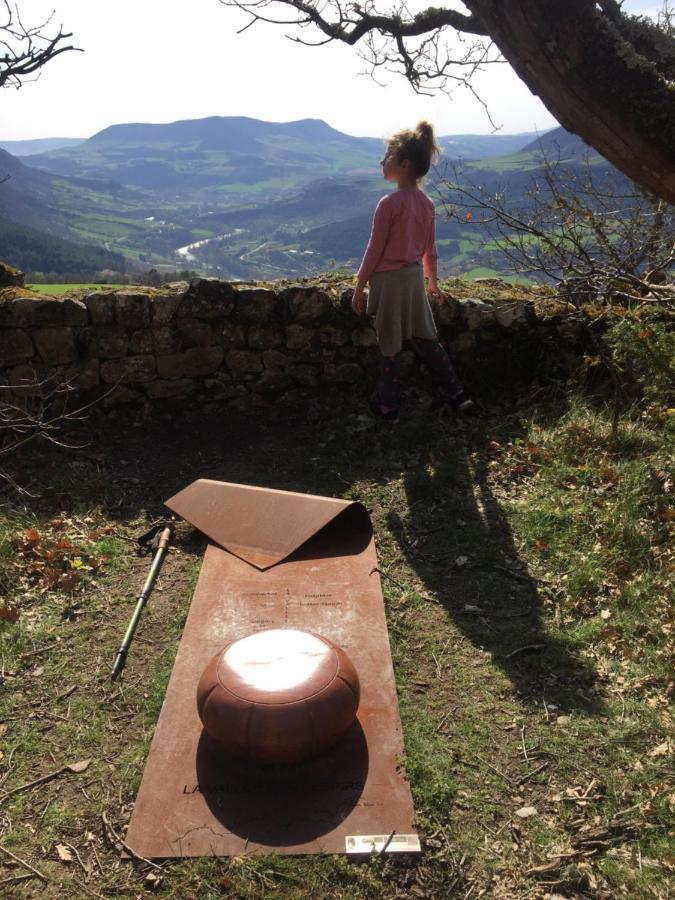 Gite La Cerise Qui Rit La Cresse Eksteriør bilde
